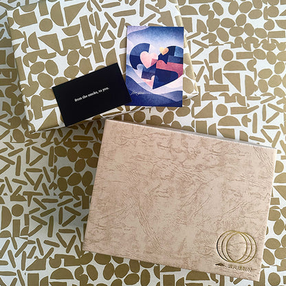 【期間/数量限定】満丸燻製所  バレンタイン・ギフトセット A (手作りスモークチーズ一本とスモークベーコン)